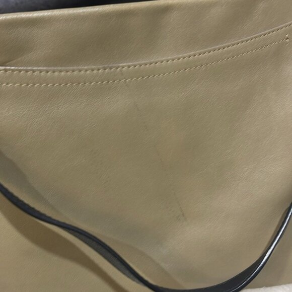 Chloe Medium Roy Clutch - Picture 8 of 14